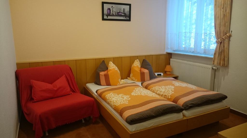 Pension Und Berggasthaus Kapellenstein Geyer ห้อง รูปภาพ